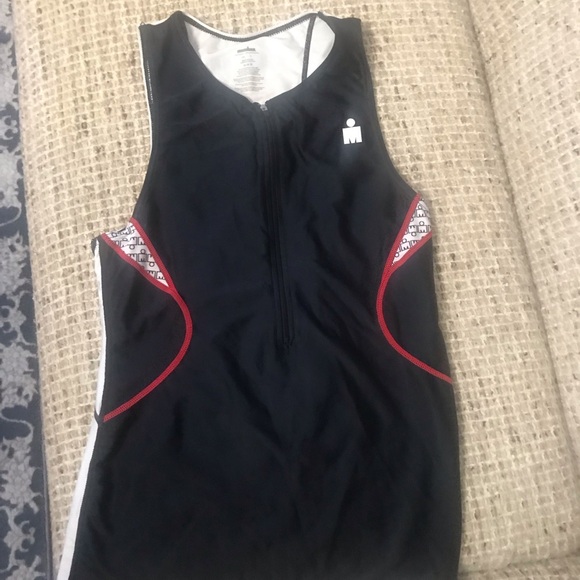 Ladies cycling Jerseys and outfits. - Picture 12 of 16